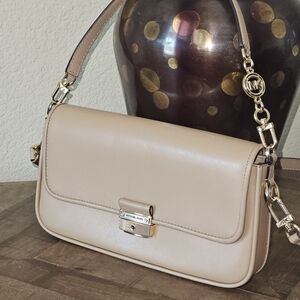 Michael Kors Cream Leather Shoulder Bag